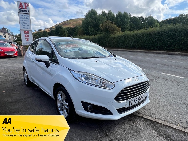 Ford Fiesta Zetec White