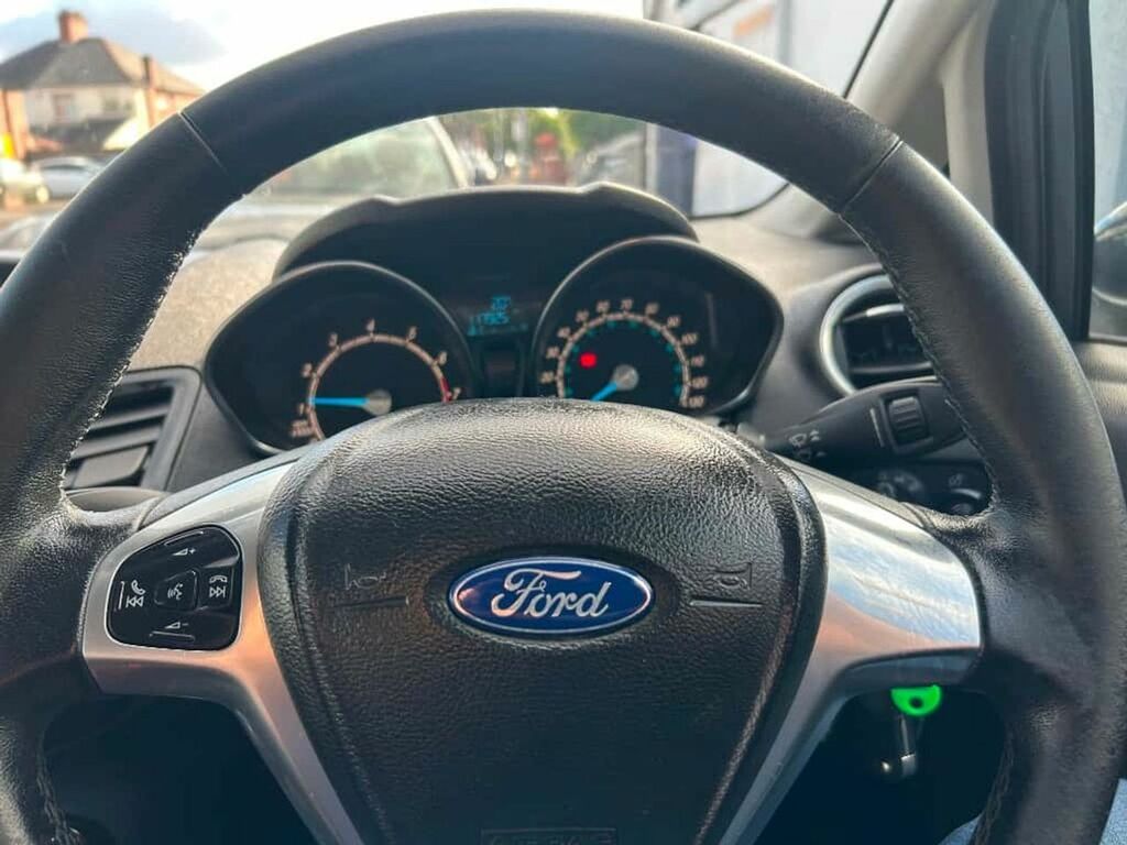 Ford Fiesta Zetec Grey #2