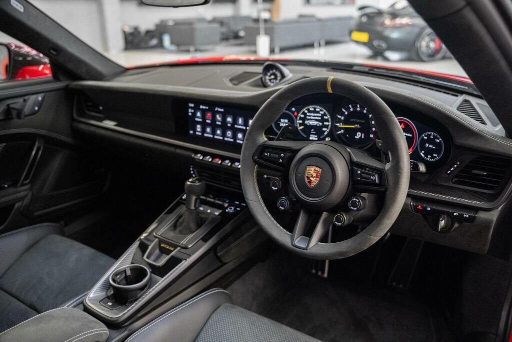 Porsche 911 Carrera 4 Gts Pdk Semi Green #25
