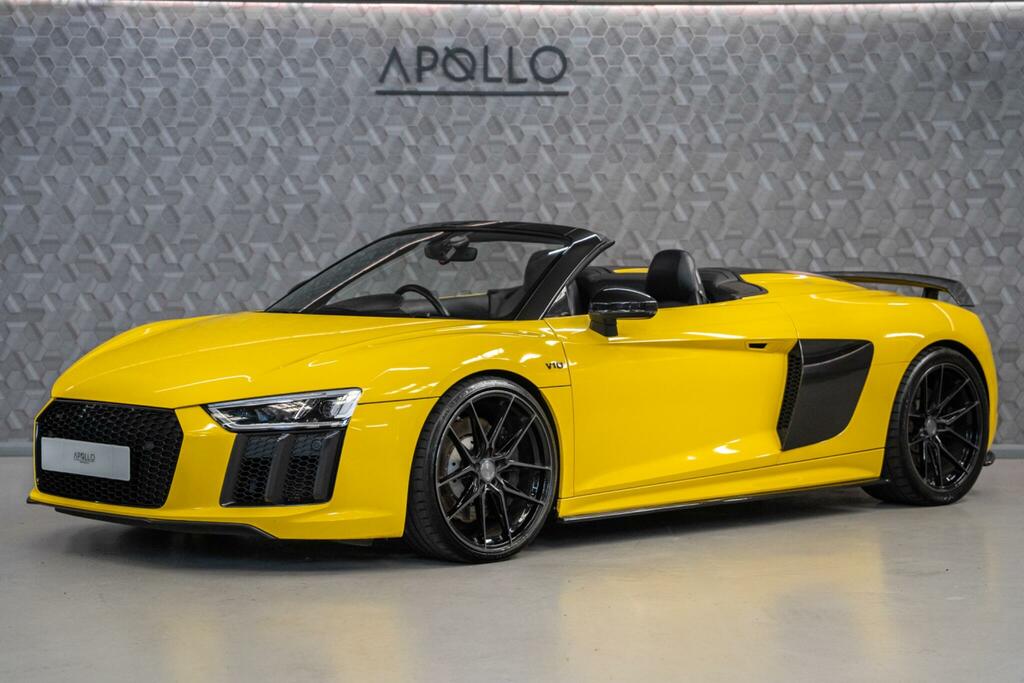 Audi R8 5.2 Fsi V10 Spyder S Tronic Quattro Euro 6 Ss 2 Yellow
