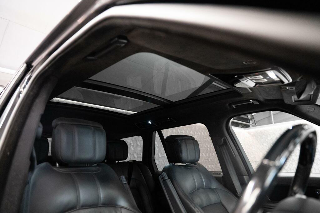 Land Rover Range Rover Land Rover Estate 3.0 D300 Vogue Se Aut Black #15