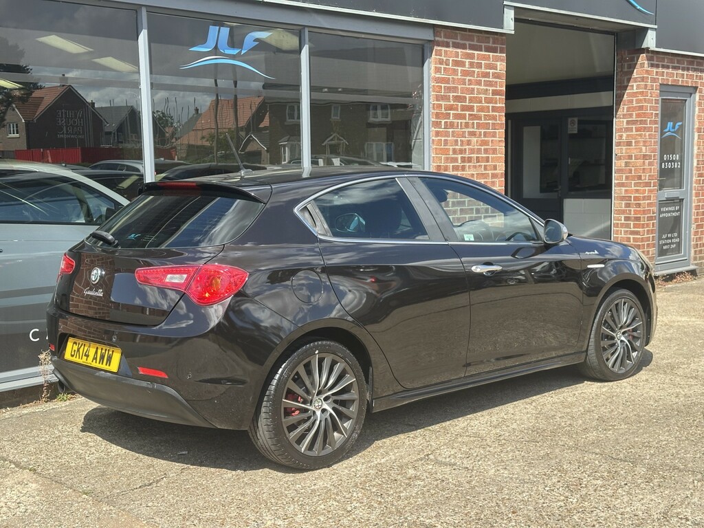 Alfa Romeo Giulietta 2.0 Jtdm-2 Exclusive Hatchback E Blue #19