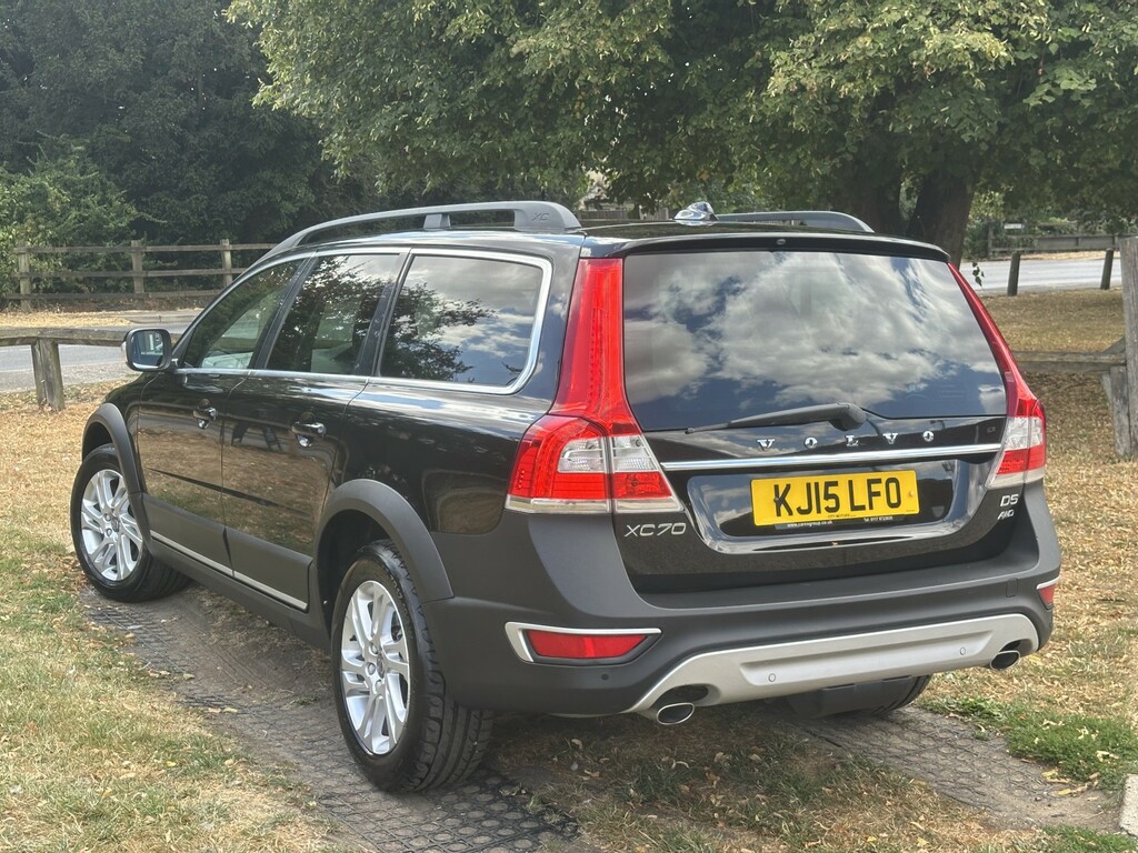 Volvo XC70 2.4 D5 Se Nav Black #3