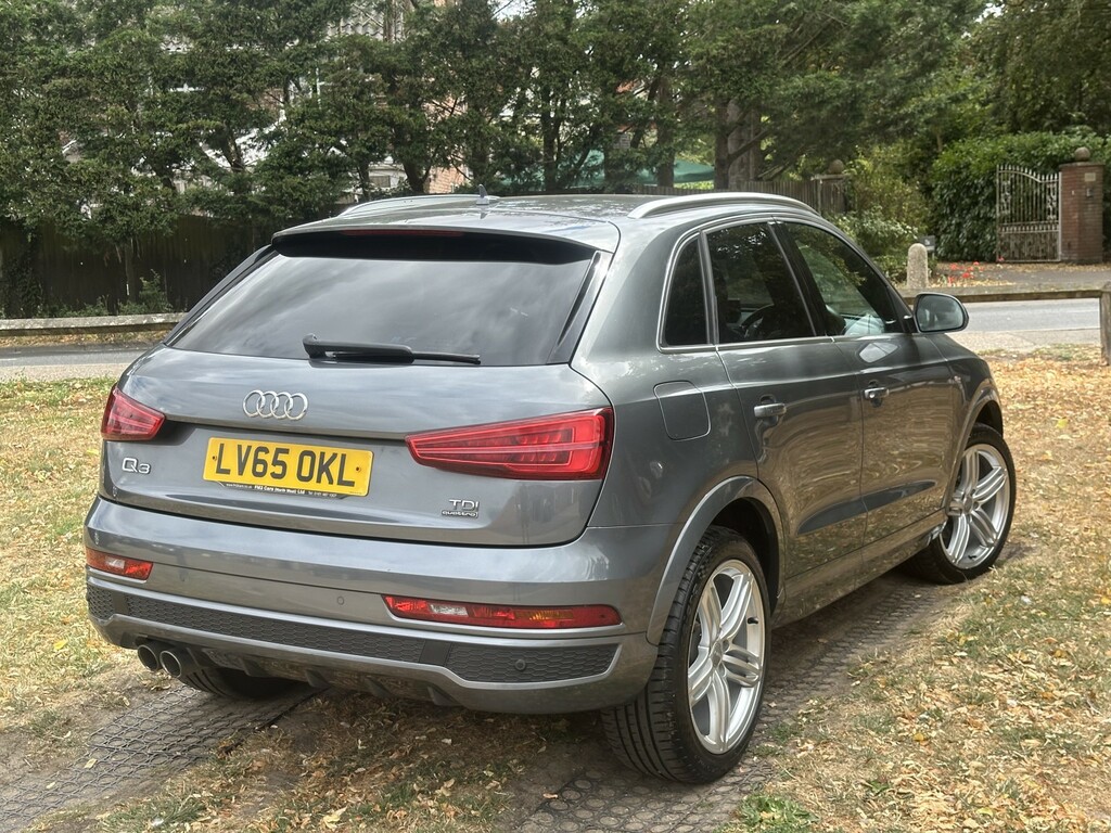 Audi Q3 2.0 Tdi S Line Plus Grey #4