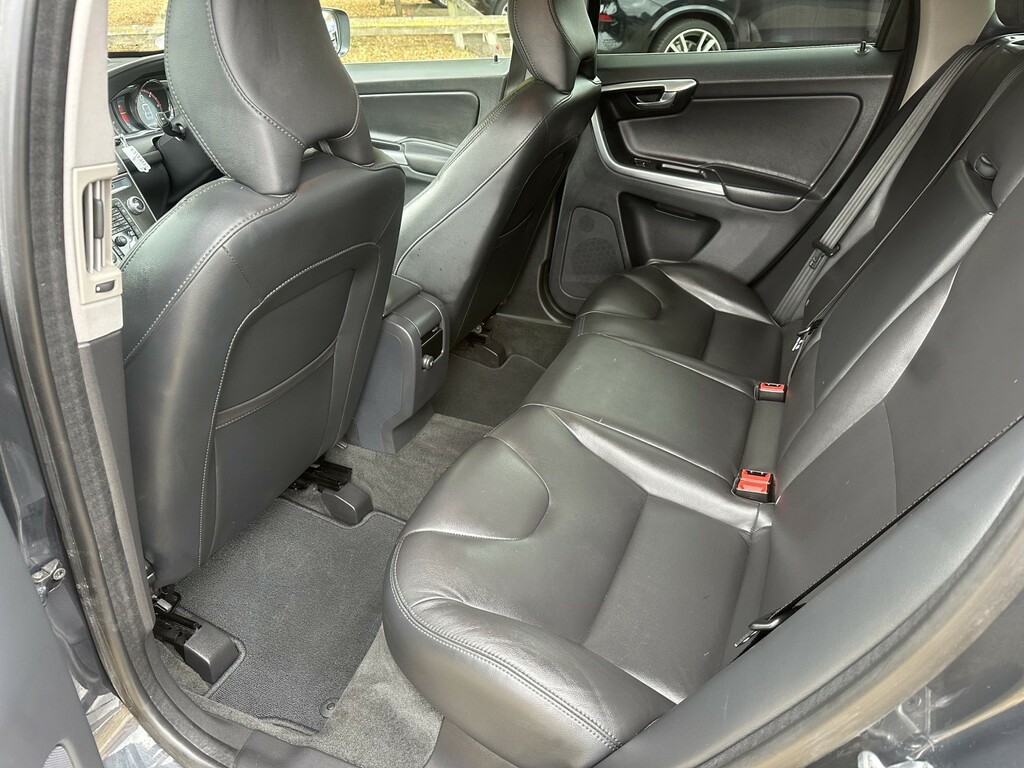 Volvo XC60 2.4 D4 Se Lux Nav Suv Geartronic Awd Eu Blue #15