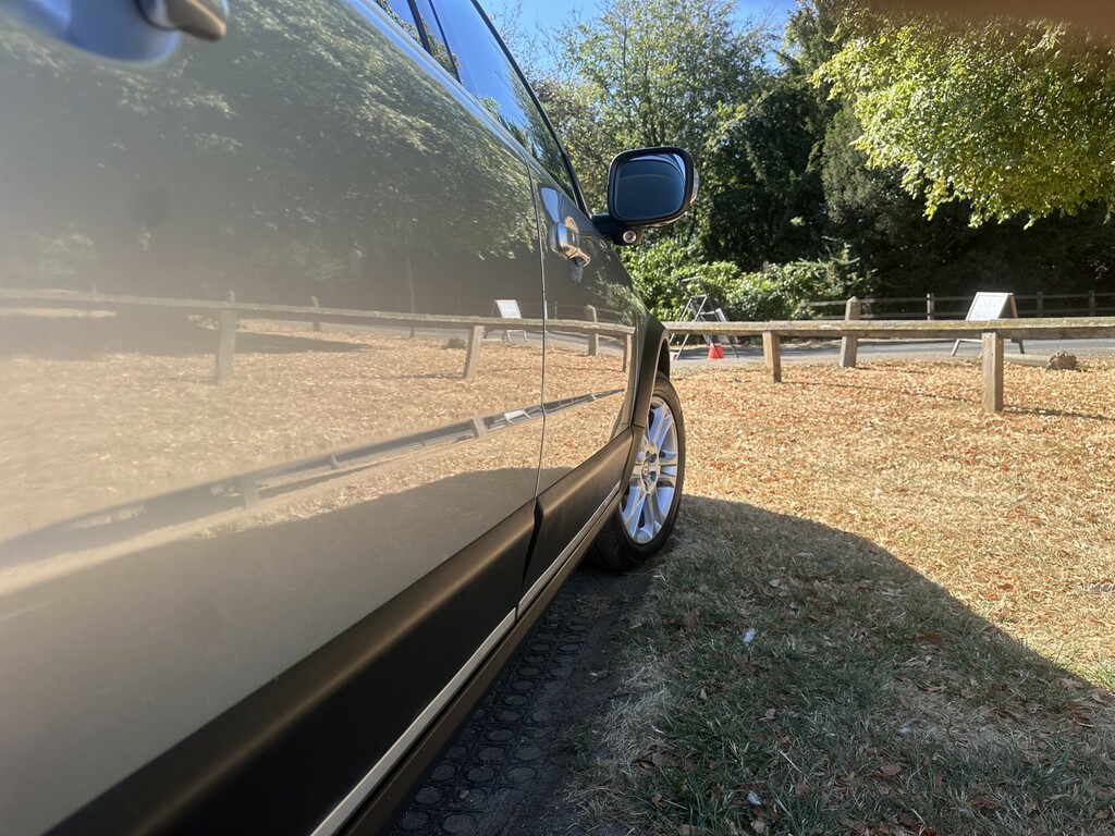 Volvo XC70 2.4 D5 Se Lux Silver #5