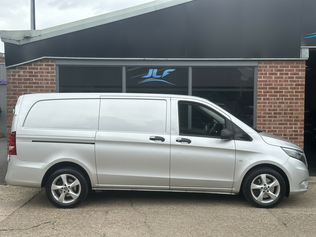 Mercedes-Benz Vito 110 Cdi 102 L1h1 Progressive Swb Low Roof Fwd 176 Black #21