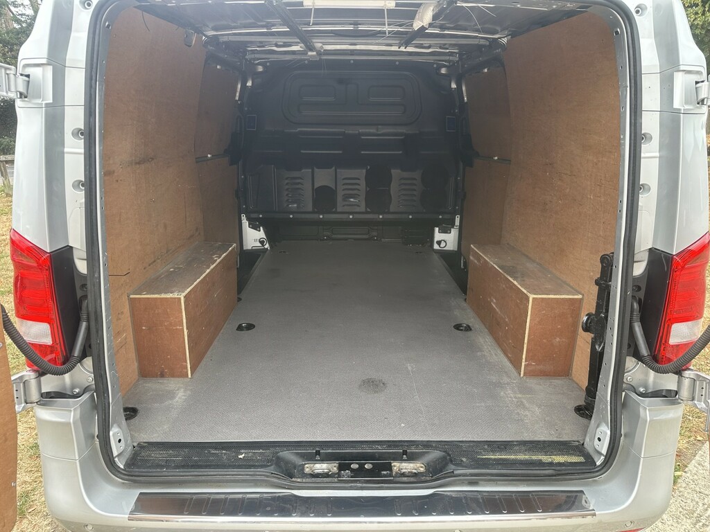 Mercedes-Benz Vito 110 Cdi 102 L1h1 Progressive Swb Low Roof Fwd 176 Black #18