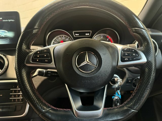 Mercedes-Benz GLA Class 2.1 Gla200d Sport Premium Plus 7G-dct Euro 6 S Blue #22