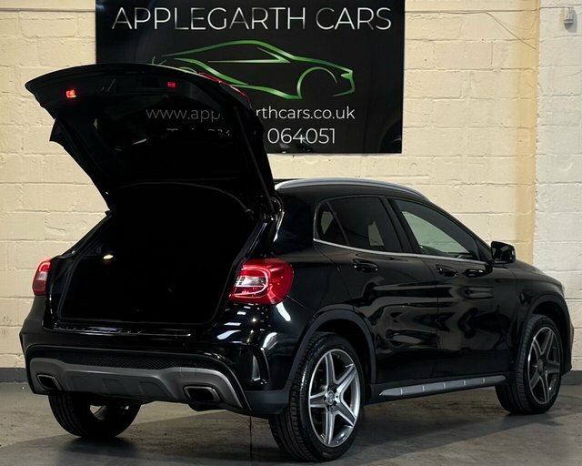 Mercedes-Benz GLA Class Gla200d Amg Line Suv Black #3