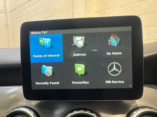 Mercedes-Benz GLA Class 2.1 Gla200d Sport Premium Plus 7G-dct Euro 6 S Blue #46