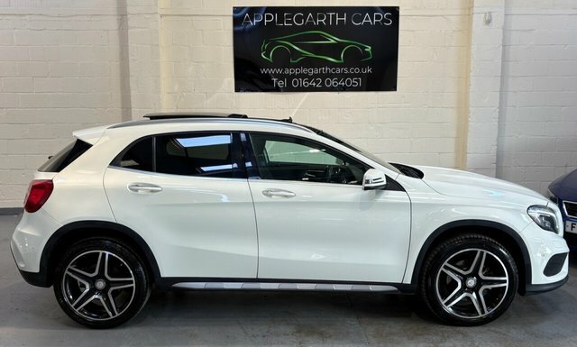 Mercedes-Benz GLA Class Gla220d Amg Line Premium White #2