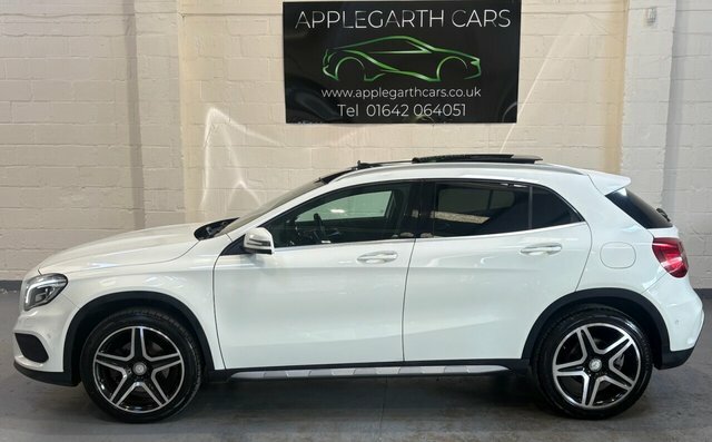 Mercedes-Benz GLA Class Gla220d Amg Line Premium White #3