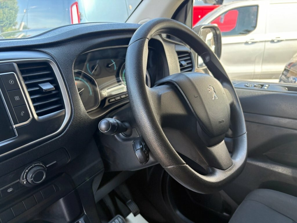 Peugeot E-Expert 1000 100Kw 75Kwh Professional Premium Van White #21