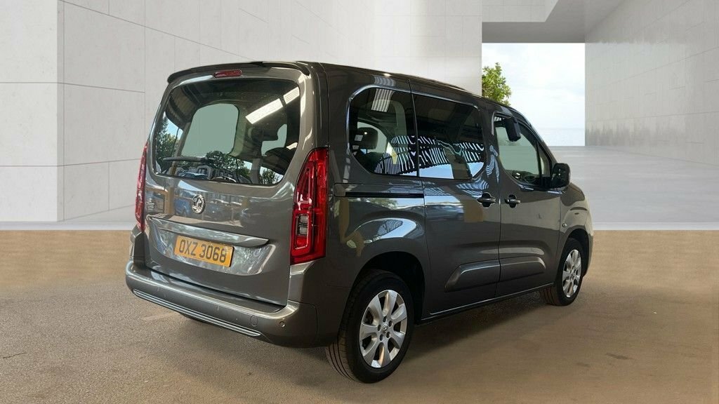 Vauxhall Combo Life 1.2L Energy Grey #4