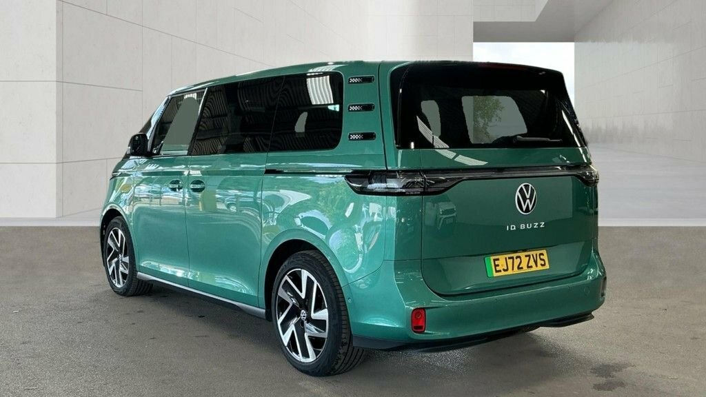 Volkswagen ID.Buzz Mpv Green #3