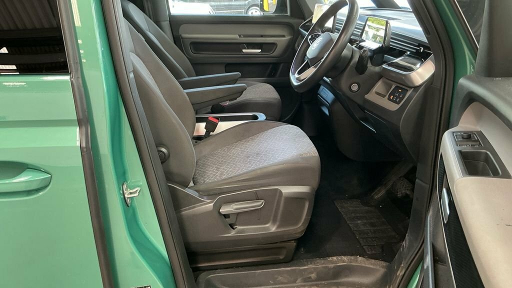 Volkswagen ID.Buzz Pro 77Kwh Life Mpv 204 Ps Blue #8