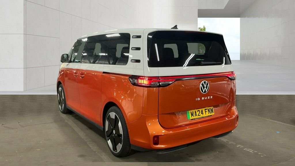 Volkswagen ID.Buzz Mpv White #3