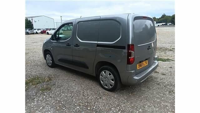 Vauxhall Combo 1.5L Sportive Grey #4