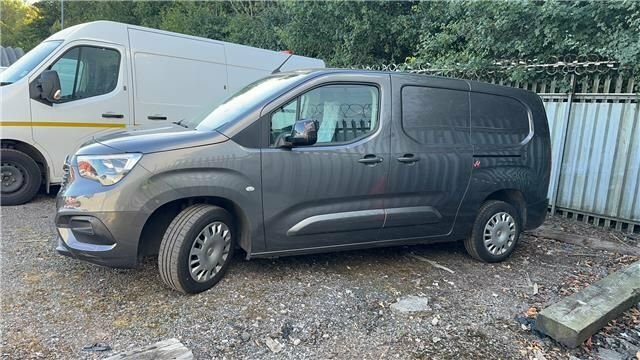 Vauxhall Combo 1.5L Pro 6Dr Grey #4