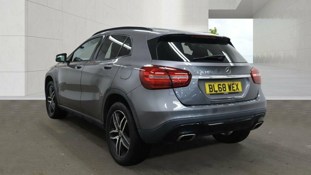 Mercedes-Benz GLA Class 1.6L Urban Edition Grey #3