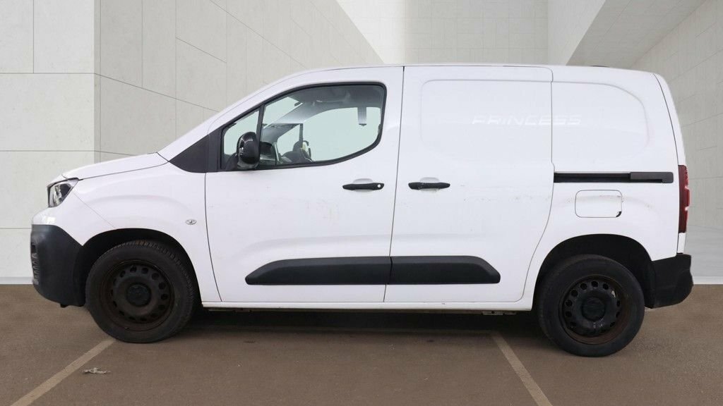 Peugeot Partner 1.5L Professional Premium White #6