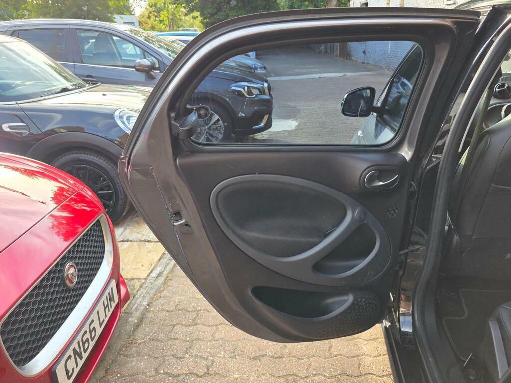Smart Forfour 1.0 Prime Premium 20 Tax Hatchback Man Yellow #31