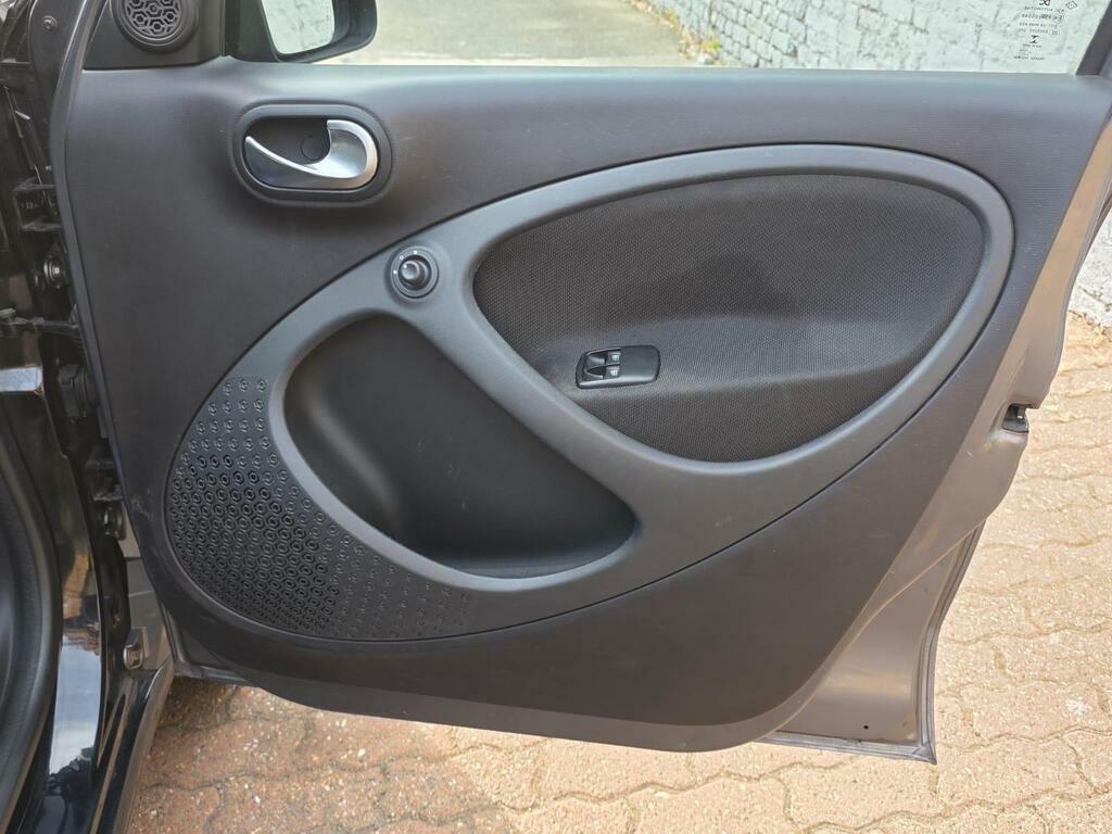 Smart Forfour 1.0 Prime Premium 20 Tax Hatchback Man Yellow #29