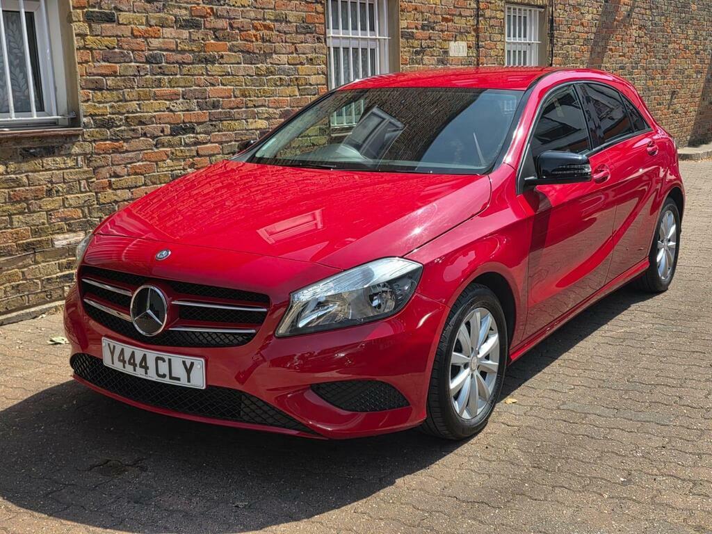 Mercedes-Benz A Class Hatchback 2.1 A200 Cdi Amg Sport 7G-dct 2014 Black #3