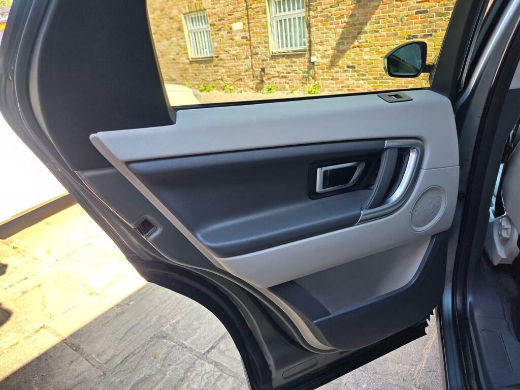 Land Rover Discovery Sport Td4 Hse Black Grey #34