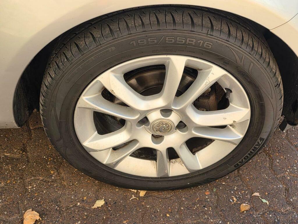 Vauxhall Corsa 1.2I 16V Life Part Ex To Clear Black #38