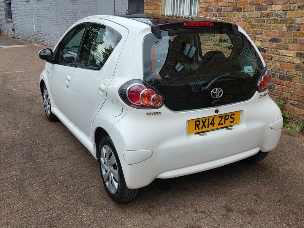 Toyota Aygo 1.0 Vvt-i Move Multimode Euro 5 White #4
