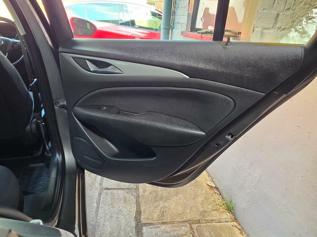 Vauxhall Insignia 1.5I Turbo Gpf Sri Nav Grand Sport Manu #41
