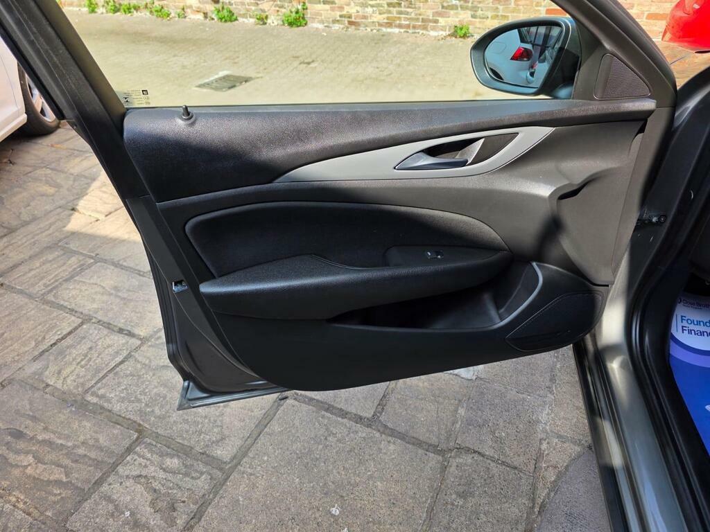Vauxhall Insignia 1.5I Turbo Gpf Sri Nav Grand Sport Manu #40