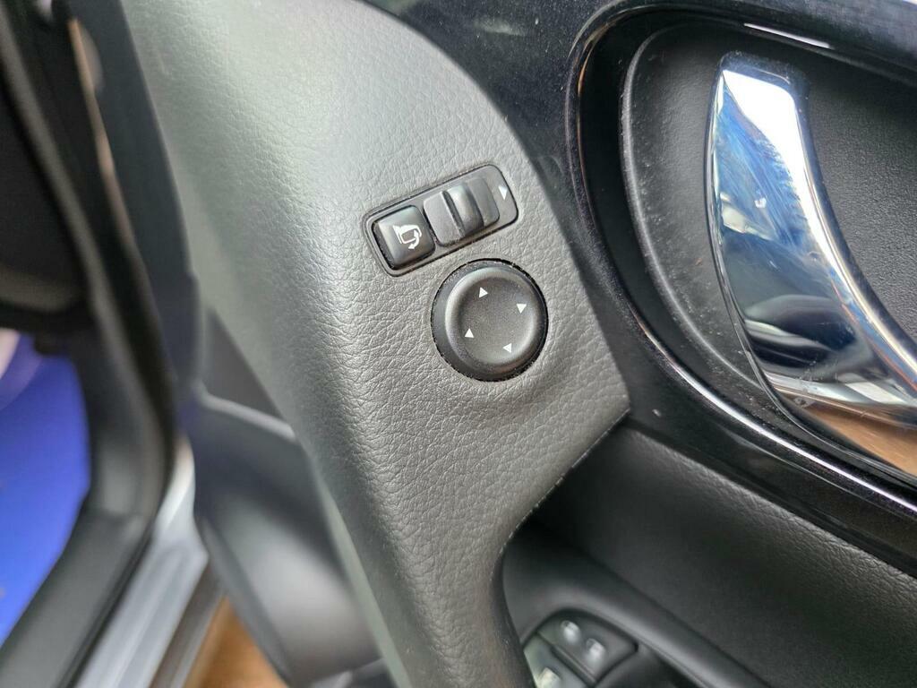 Nissan Qashqai 1.5 Dci N-connecta Glass Roof Pack White #31