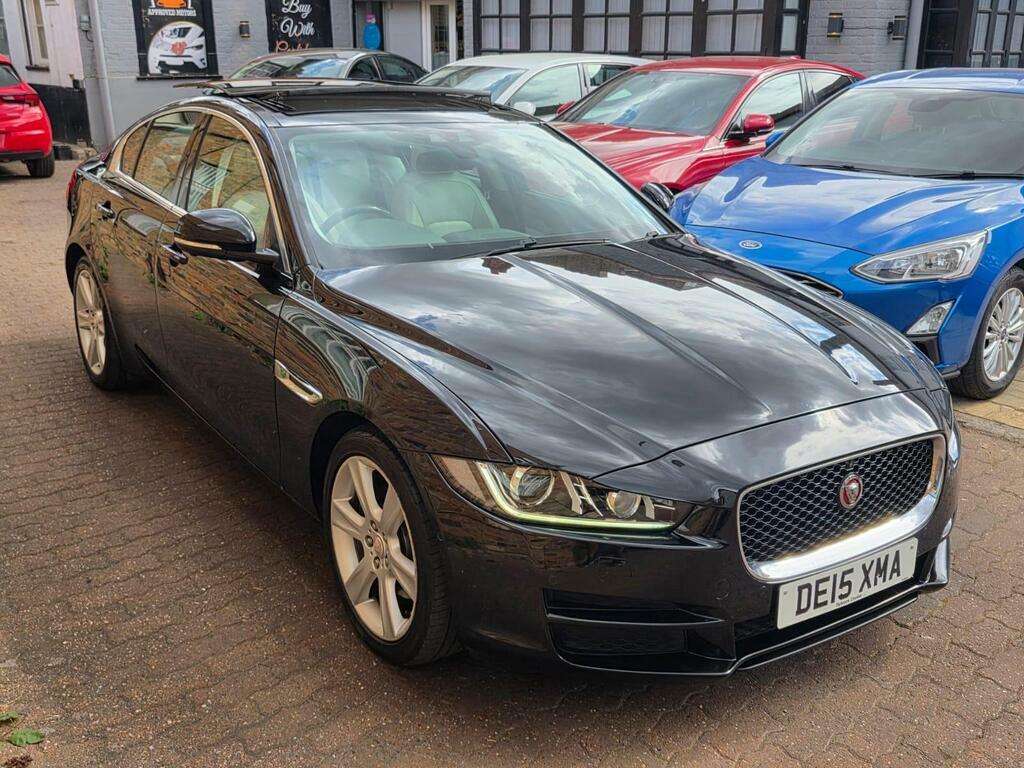Jaguar XE 2.0D Portfolio Euro 6 S S Black