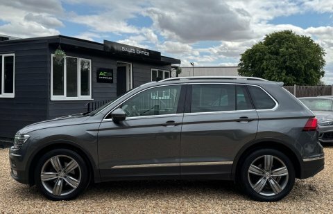 Volkswagen Tiguan Se Navigation Silver #7