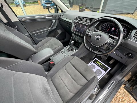 Volkswagen Tiguan Se Navigation Silver #14