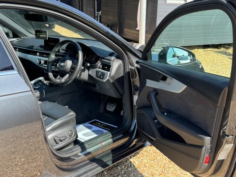 Audi A4 1.4 Tfsi Sport Euro 6 Ss Black #16