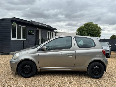 Toyota Yaris 1.3 Vvt-i Colour Collection Silver #5