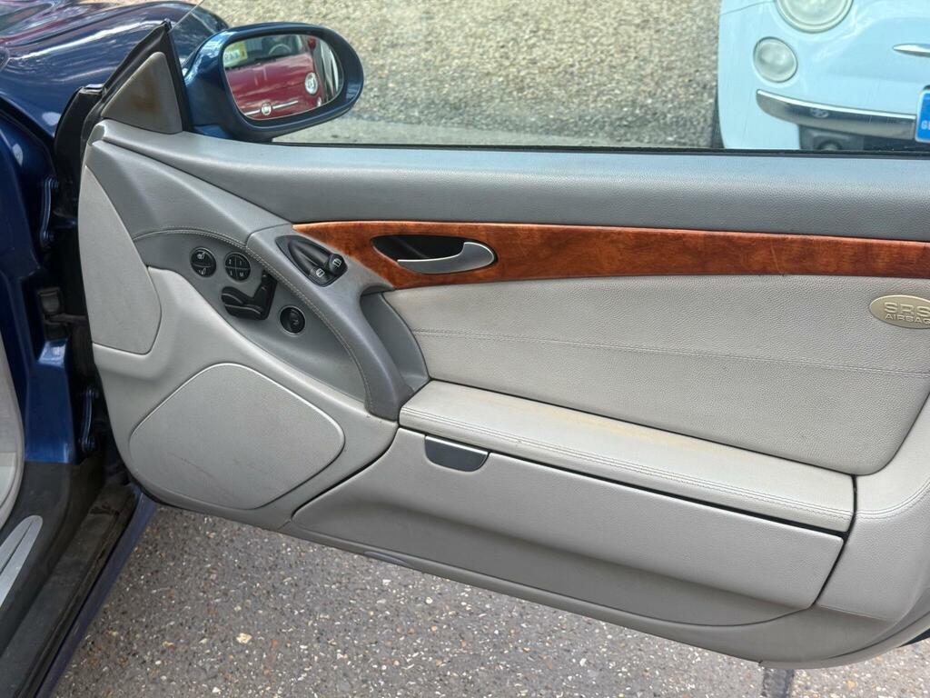 Mercedes-Benz SL Class Sl500 2-Door Silver #10