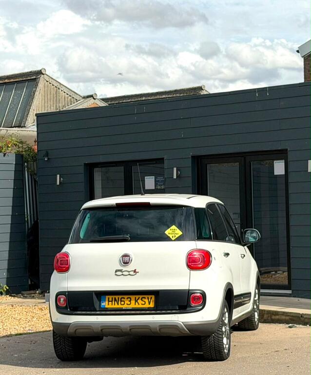 Fiat 500L Trekking White #4