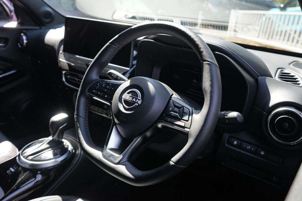Nissan Juke 1.6 Hybrid Tekna White #6