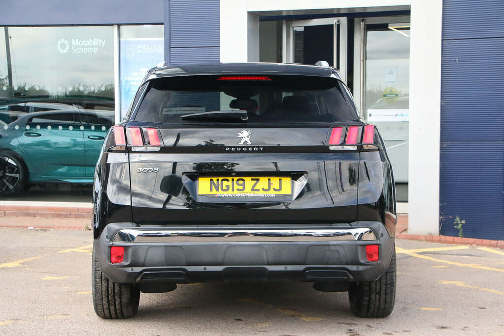 Peugeot 3008 1.2 Puretech Allure Eat8 Black #2