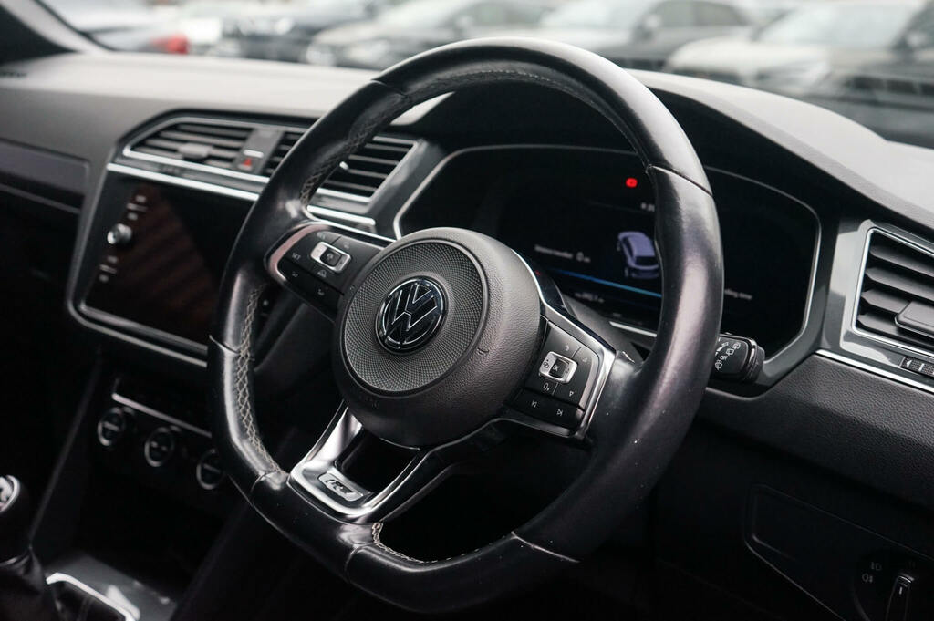 Volkswagen Tiguan 2.0 Tdi 150 R-line DG68NLO Blue #6