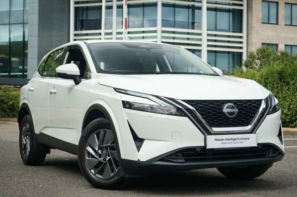Nissan Qashqai 1.3 Dig-t Mh Acenta Premium CV23HXU White