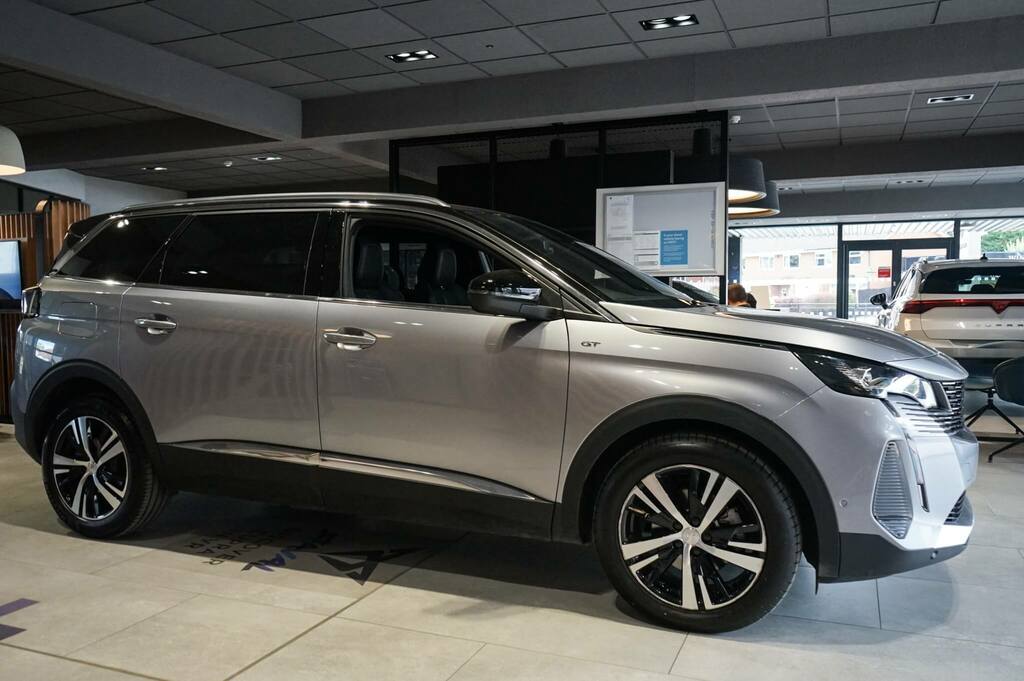 Peugeot 5008 1.5 Bluehdi Gt Eat8 Grey #4