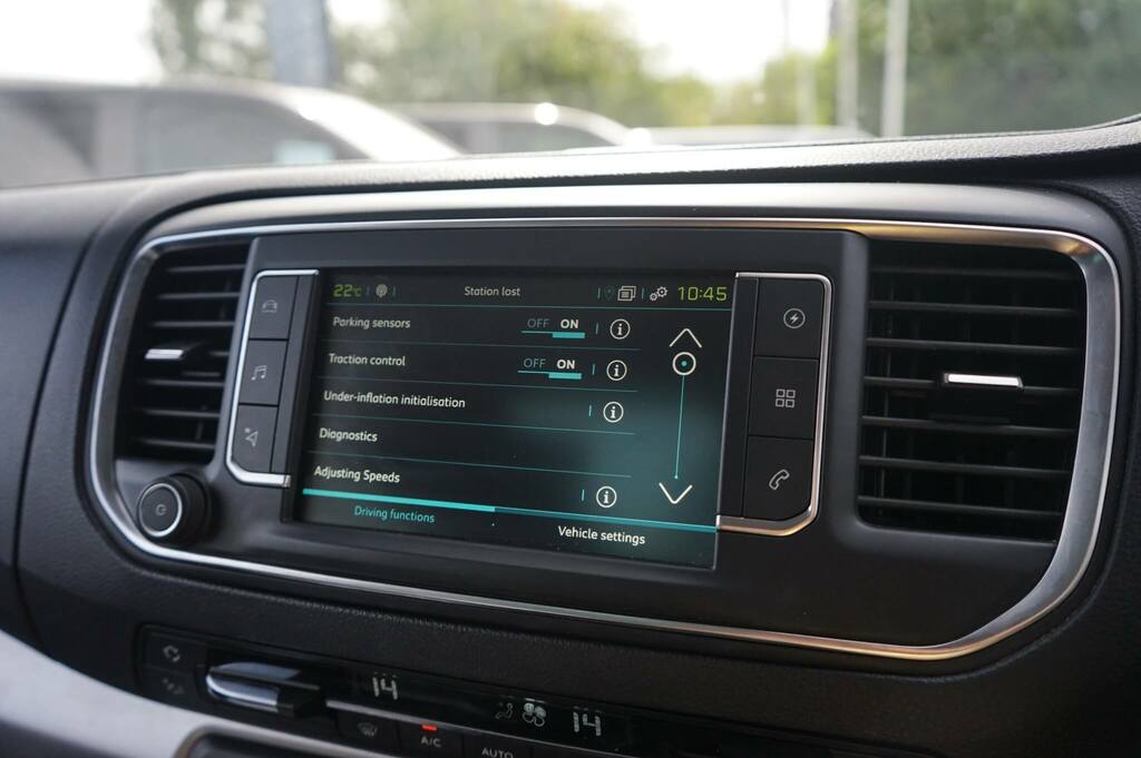 Peugeot e-Traveller 50Kwh Allure Long Mpv Lwb 7.4Kw Charger  #26