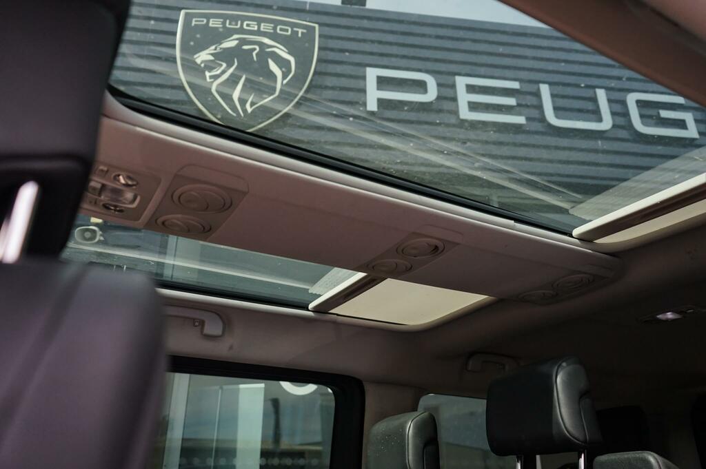 Peugeot e-Traveller 50Kwh Allure Long Mpv Lwb 7.4Kw Charger  #13