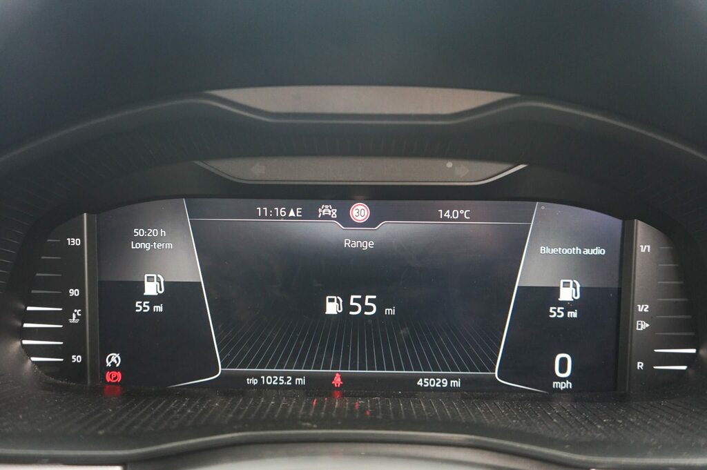 Skoda Kamiq Suv Black #42